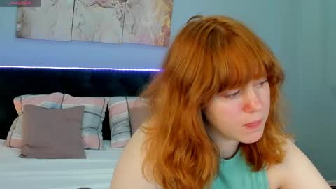 reneefoxy_ online show from 06-10-26, 01:06
