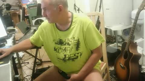 renefr online show from 09-29-25, 05:40