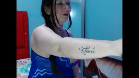 renesmee tanner online show from 09-25-25, 05:00