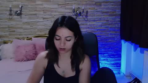 renesmesweet online show from 12-15-24, 03:31