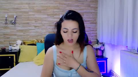 renesmesweet online show from 02-18-25, 11:44