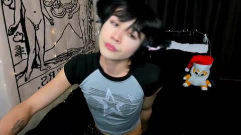 rennuts online show from 12-25-24, 05:26