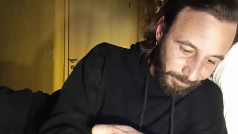 Snapshot of rere3737 chatting on 03-03-25, 06:22 rere3737 online show from 03-03-25, 06:22