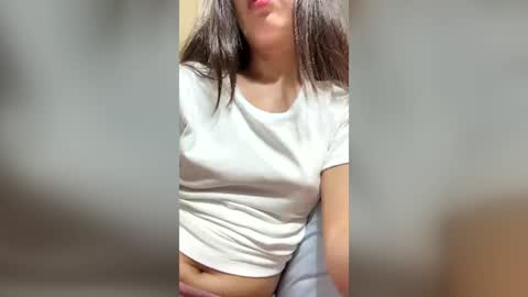 ressibebegirl22 online show from 06-14-26, 12:40
