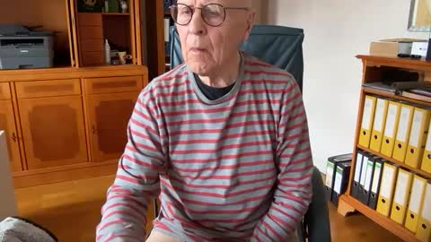 Snapshot of reteid chatting on 03-16-26, 01:15 reteid online show from 03-16-26, 01:15