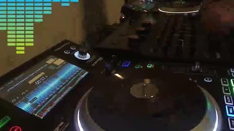 GearPorn online show from 03-05-26, 09:33