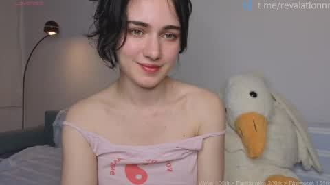 Snapshot of revalation_ chatting on 05-28-26, 02:14 Ewiwi online show from 05-28-26, 02:14