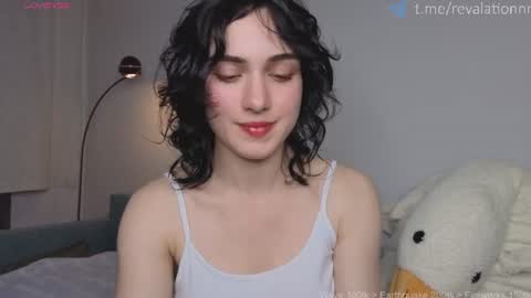 Snapshot of revalation_ chatting on 06-09-26, 03:45 Ewiwi online show from 06-09-26, 03:45
