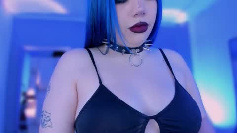 Reven  online show from 03-11-26, 07:42