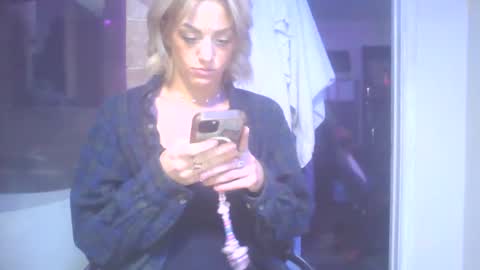 reversecowgirl713 online show from 02-17-26, 03:36