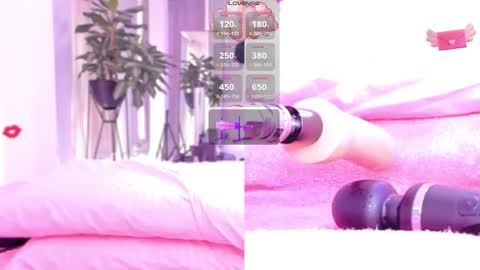 Rebecca y sarih online show from 12-29-24, 07:11