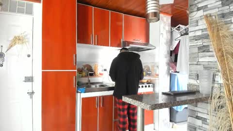 Snapshot of rey_masterhot chatting on 10-19-25, 01:45 reymasterhot online show from 10-19-25, 01:45