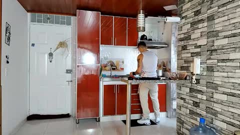 Snapshot of rey_masterhot chatting on 12-04-25, 08:28 reymasterhot online show from 12-04-25, 08:28