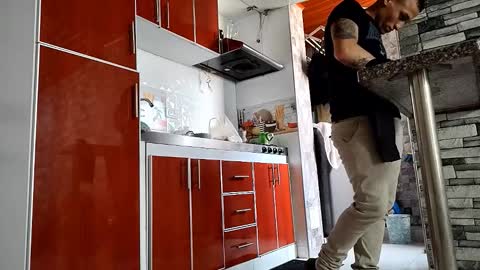 reymasterhot online show from 12-22-25, 07:11