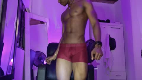 Snapshot of reyken_ chatting on 02-10-26, 12:59 ReyKen online show from 02-10-26, 12:59