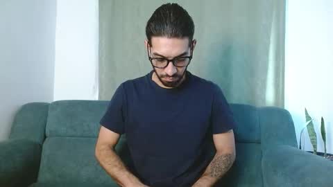 REY PABLO Independent online show from 10-14-25, 09:15