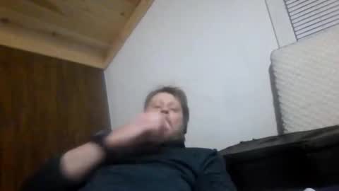 Snapshot of rgc44480 chatting on 11-04-25, 08:24 rgc44480 online show from 11-04-25, 08:24