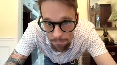 Snapshot of rgilk26 chatting on 06-13-26, 05:22 rgilk26 online show from 06-13-26, 05:22