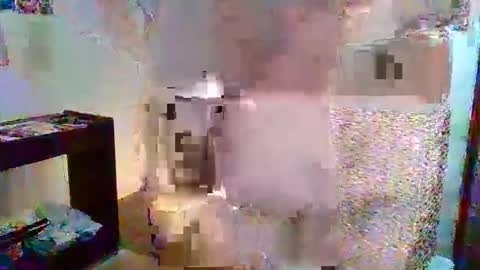 Dee online show from 06-09-26, 07:47