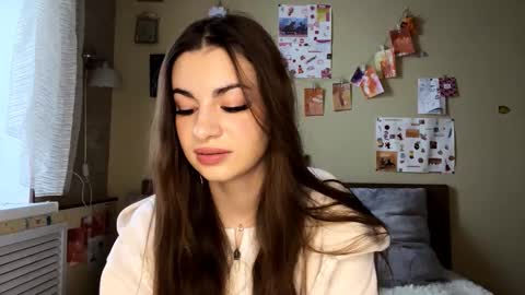 Anna online show from 10-28-25, 10:41