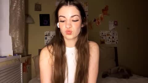 Anna online show from 11-21-25, 01:54