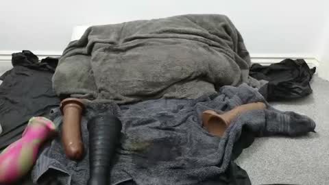 Snapshot of rhiannonxskyes chatting on 12-11-24, 02:00 Rhiannon Skyes online show from 12-11-24, 02:00