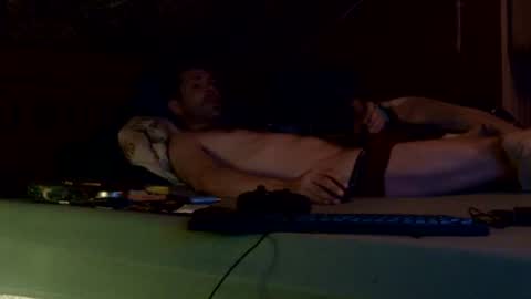 Snapshot of rhumgom40 chatting on 12-10-24, 01:32 rhumgom40 online show from 12-10-24, 01:32