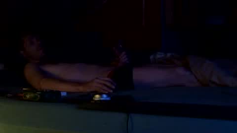 Snapshot of rhumgom40 chatting on 12-18-24, 02:42 rhumgom40 online show from 12-18-24, 02:42