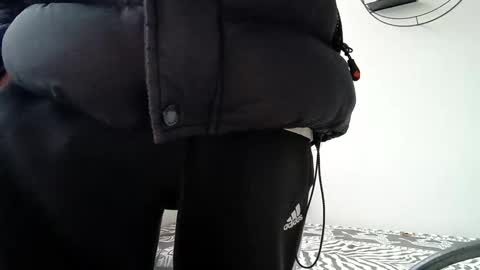 Snapshot of rhymes2479 chatting on 03-02-26, 06:14 Shaved cock ready online show from 03-02-26, 06:14