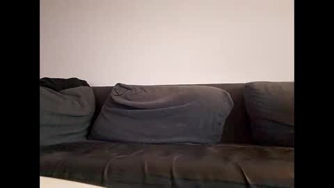 Snapshot of rhymes2479 chatting on 03-17-26, 05:33 Shaved cock ready online show from 03-17-26, 05:33