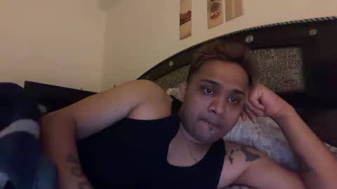 Snapshot of rhythmhates chatting on 11-23-25, 11:48 Rhythm Hates online show from 11-23-25, 11:48