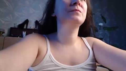 ria_32 online show from 10-18-25, 02:03