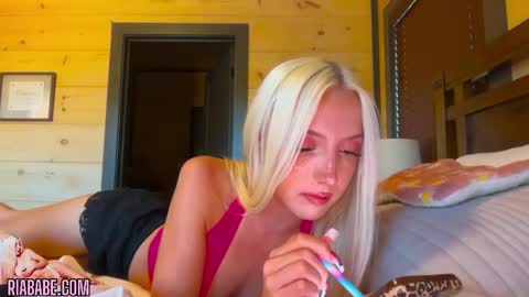 ria  online show from 10-02-25, 09:33