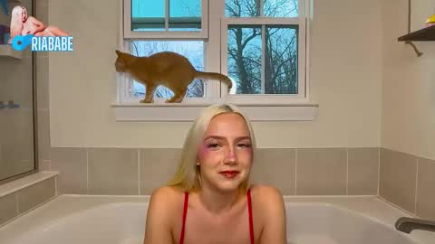 Snapshot of riababe chatting on 03-11-26, 06:03 ria online show from 03-11-26, 06:03