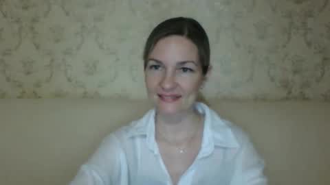 Snapshot of rialur09 chatting on 01-19-25, 02:28 Galina online show from 01-19-25, 02:28