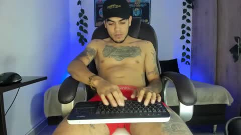 Snapshot of riancum chatting on 03-09-25, 04:16 juan online show from 03-09-25, 04:16