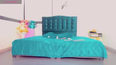 Snapshot of riannagarcia_ chatting on 03-01-25, 11:15 Rianna Garcia online show from 03-01-25, 11:15