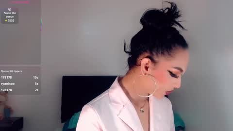 Snapshot of riannagarcia_ chatting on 09-13-25, 03:50 Rianna Garcia online show from 09-13-25, 03:50