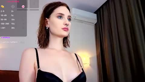 Snapshot of riawoods chatting on 07-07-26, 06:45 Ria Woods online show from 07-07-26, 06:45