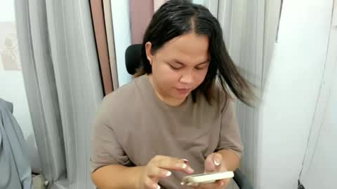 Rica online show from 04-27-26, 01:47
