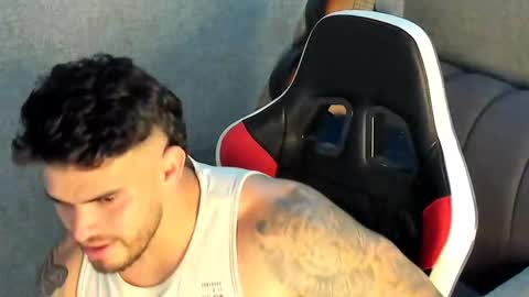 ricardogonzalez666 online show from 10-13-25, 08:53