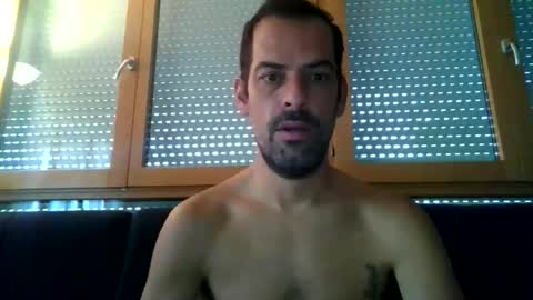 Snapshot of ricardohawtin chatting on 11-01-25, 11:12 ricardohawtin online show from 11-01-25, 11:12