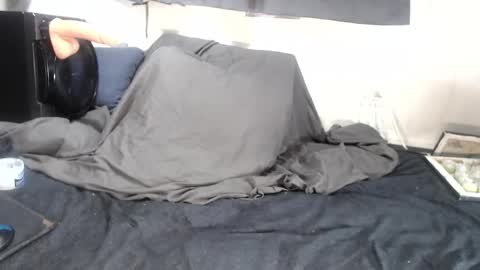 ricardovilla017 online show from 03-01-25, 11:26