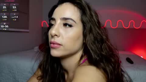 Snapshot of ricasashaa chatting on 11-17-25, 02:28 Leo Sasha online show from 11-17-25, 02:28