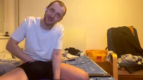 Snapshot of ricciardio chatting on 01-26-25, 07:53 ricciardio online show from 01-26-25, 07:53