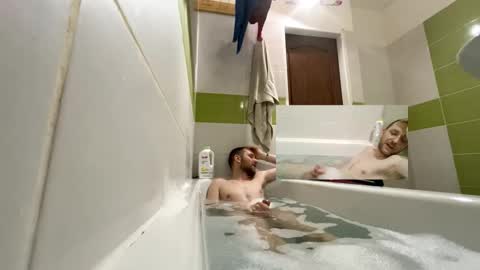 Snapshot of ricciardio chatting on 09-14-25, 12:32 ricciardio online show from 09-14-25, 12:32