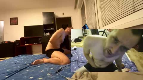 Snapshot of ricciardio chatting on 09-16-25, 10:44 ricciardio online show from 09-16-25, 10:44