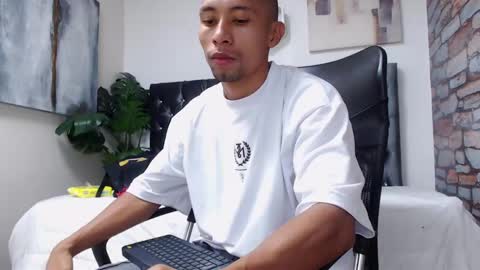 richar_voller online show from 12-27-24, 11:39