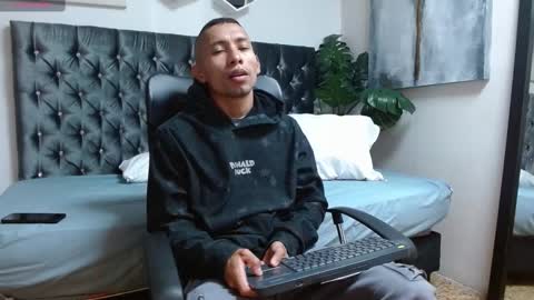 richar_voller online show from 02-22-25, 11:02