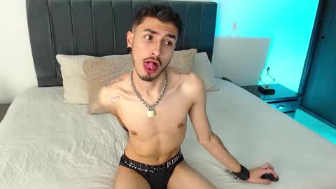 Snapshot of richard_carter_ chatting on 01-14-25, 03:01 Richard online show from 01-14-25, 03:01